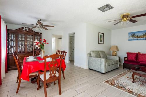 B&B Largo - Beautiful Home in Largo/Clearwater Florida-Close to Beach and everything - Bed and Breakfast Largo