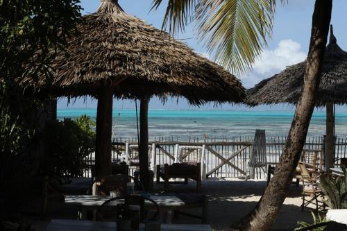 Bahari Pizza Restaurant Bungalows