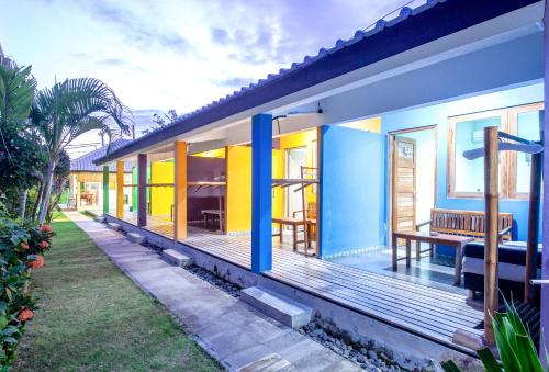 Exterior view, Blue Coco in Keramas