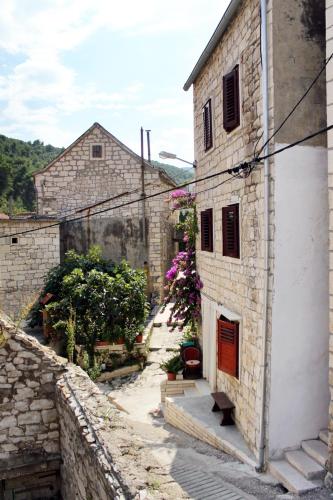  Apartments by the sea Pucisca, Brac - 770 in Pučišća