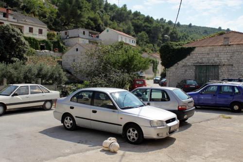 Apartments by the sea Pucisca Brac - 770 - image 4