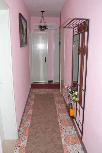 Apartments by the sea Povlja Brac - 711 - image 4