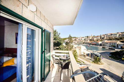 Apartments by the sea Povlja Brac - 716 - image 7