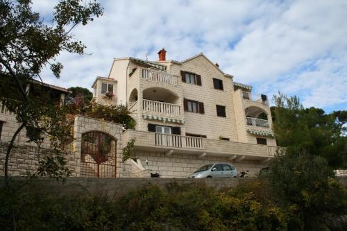 Apartments with a parking space Postira Brac - 727 Postira 