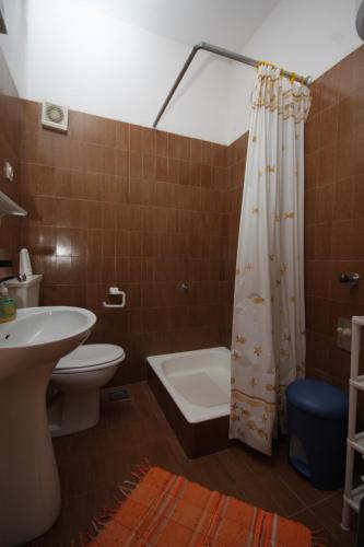 Apartment Postira 740b - image 2