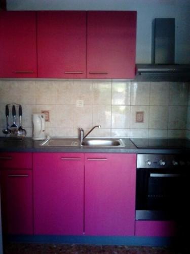 Apartments with a parking space Povlja Brac - 759 - image 9