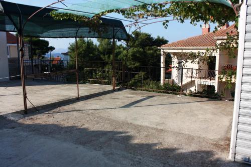 Apartments by the sea Stomorska Solta - 778 - image 14