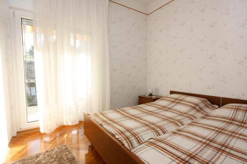 Apartments by the sea Stomorska Solta - 778 - image 9