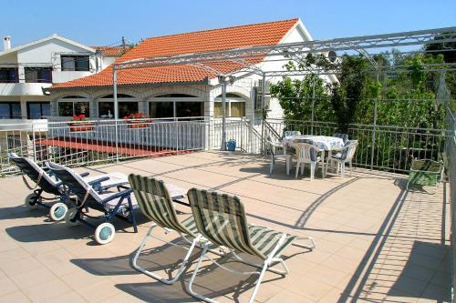  Apartments by the sea Seget Vranjica, Trogir - 980 in Trogir