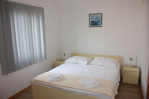 Apartments and rooms by the sea Zaklopatica Lastovo - 994 - image 5