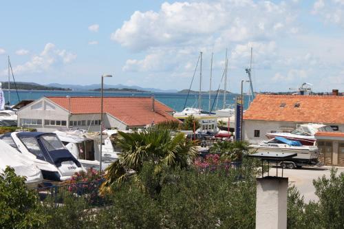 Apartments by the sea Biograd na Moru Biograd - 858 - image 12