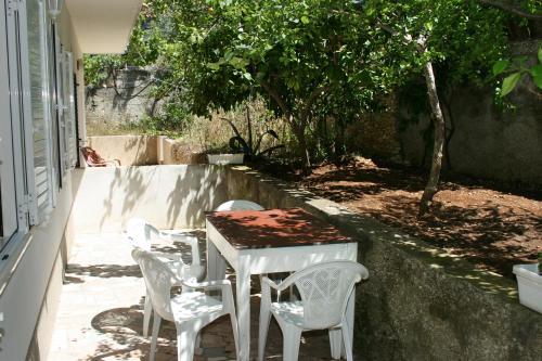 Apartments by the sea Mastrinka Ciovo - 1005 - image 7