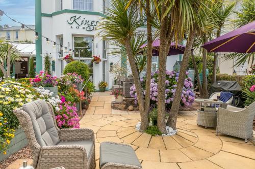 Kings Lodge - image 2