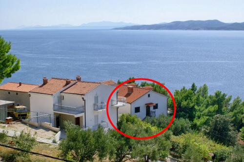  Apartments with a parking space Marusici, Omis - 1041 in Mimice