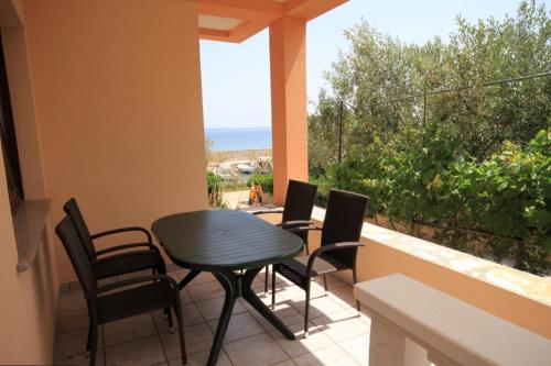 Apartments by the sea Ugljan - 829 - image 5