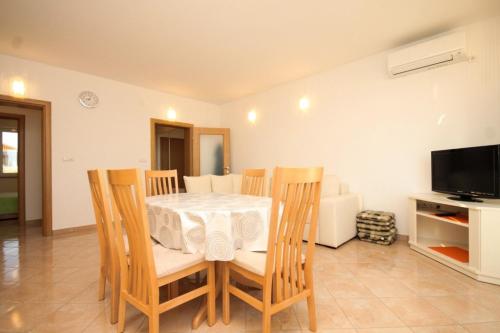 Apartments by the sea Ugljan - 829 - image 6