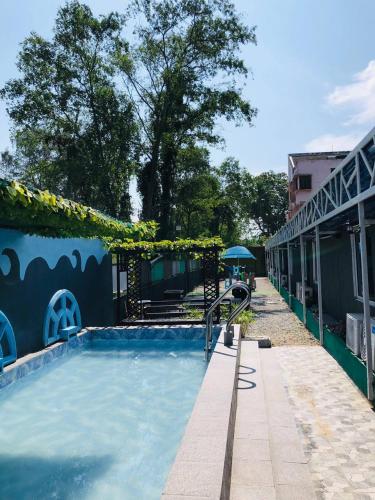 สระว่ายน้ำ, อาร์ดี เลเจนด์ โฮเทล (RD Legend Hotel) in พอร์ต ดิ๊กสัน วอเทอร์ฟรอนต์