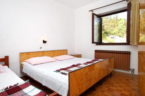 Apartments by the sea Savar, Dugi otok - 892 in Brbinj