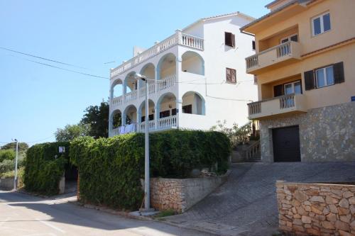  Apartments by the sea Sali, Dugi otok - 890 in Sali
