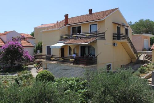  Apartments with a parking space Sali, Dugi otok - 872 in Sali