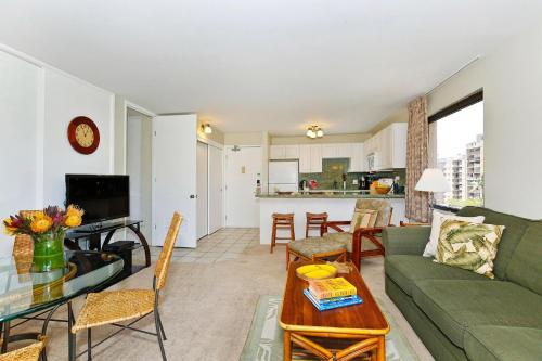 Four Paddle #702 - image 9