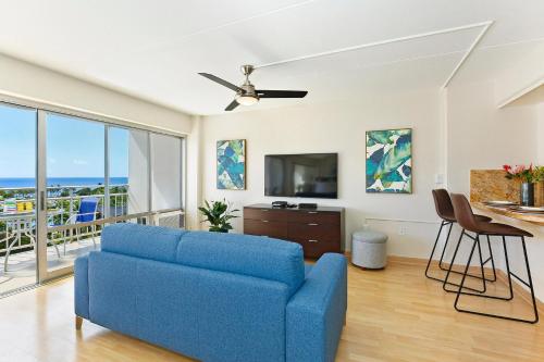 Ilikai #724 - image 6