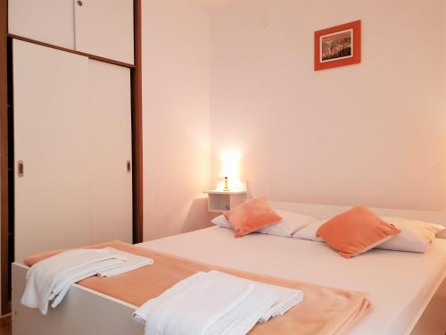 One-Bedroom Apartment with Balcony image 8