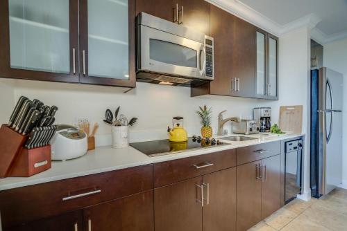Regency on Beachwalk #51 - image 11