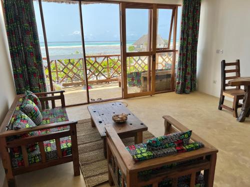 Vedere exterior, The View of Zanzibar in Michamvi