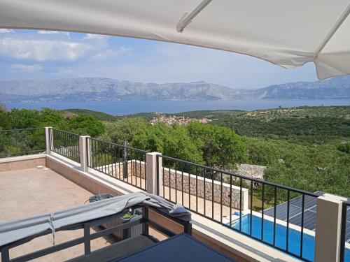 Kilátás, Family friendly house with a swimming pool Povlja, Brac - 18902 in Povlja