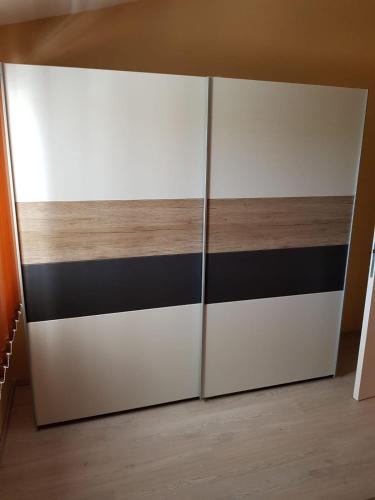 3 bedrooms, 3 beds
