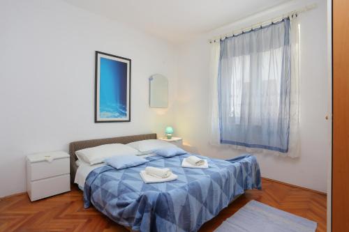 Two-Bedroom Apartment with Terrace and Sea View image 10