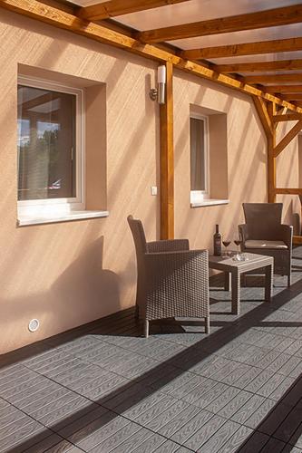 SárvárLAK Apartmanház (SarvarLAK Apartmanhaz) in 瓦德柯爾特