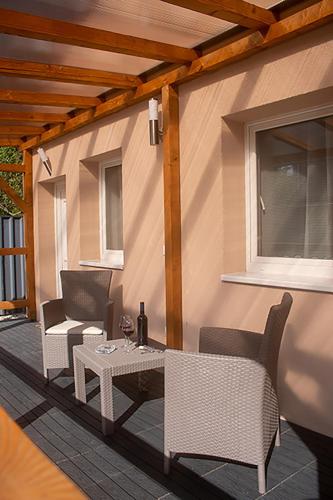 SárvárLAK Apartmanház (SarvarLAK Apartmanhaz) in 瓦德柯爾特