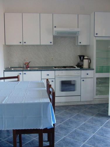 Two-Bedroom Apartment with Balcony image 2
