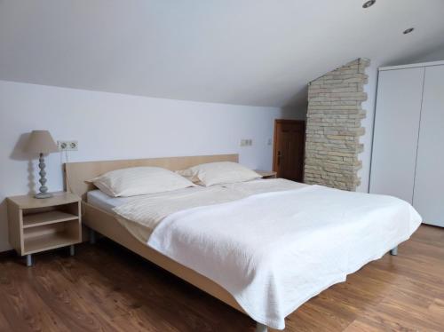 One-Bedroom Apartment with Balcony image 10