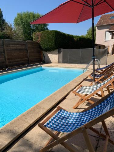 IRON MAN offer a villa located right on the river - Location saisonnière - Bellerive-sur-Allier