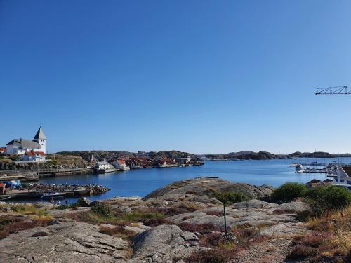 . 50 m till bad i centrala Skärhamn