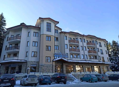 Enjoy Studios and Lovely Apartment Villa Park