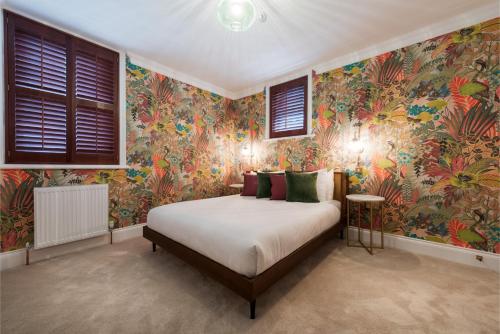 Executive King with Shower room in The Clarence Boutique Rooms