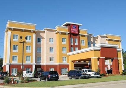 Comfort Suites near Tanger Outlet Mall