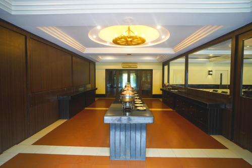 Ēdiens un dzērieni, Treasure Island Resort in Lonavla