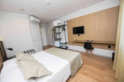 1 queen bed