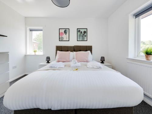 Pass the Keys Lovely 3 Bedroom property golf club and parking, Manchester (fotografie 7)
