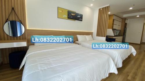 One-Bedroom Apartment image 9