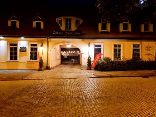 Hotel Zajazd Kultury, dawniej Pocztowy