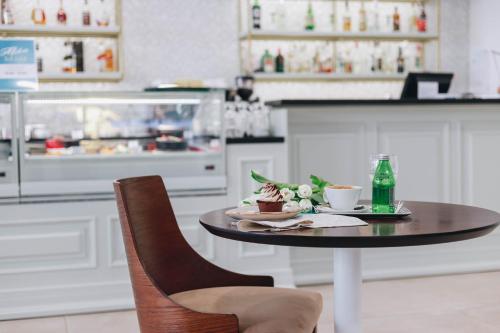 Hotel Montenegro - image 13
