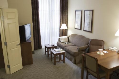 Staybridge Suites Memphis-Poplar Ave East