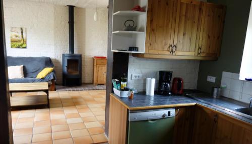 virtuve, Gîte rural Les petites têtes (Gite rural Les petites tetes) in Leuze-en-Hainaut