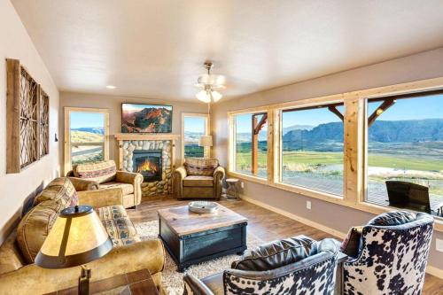 . Vista Ridge Villa